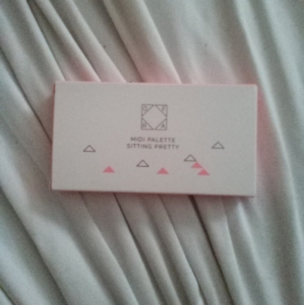 OFRA Sitting Pretty Midi Palette